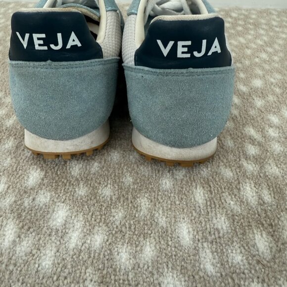 Veja Blue Pierre Rio - Picture 2 of 4